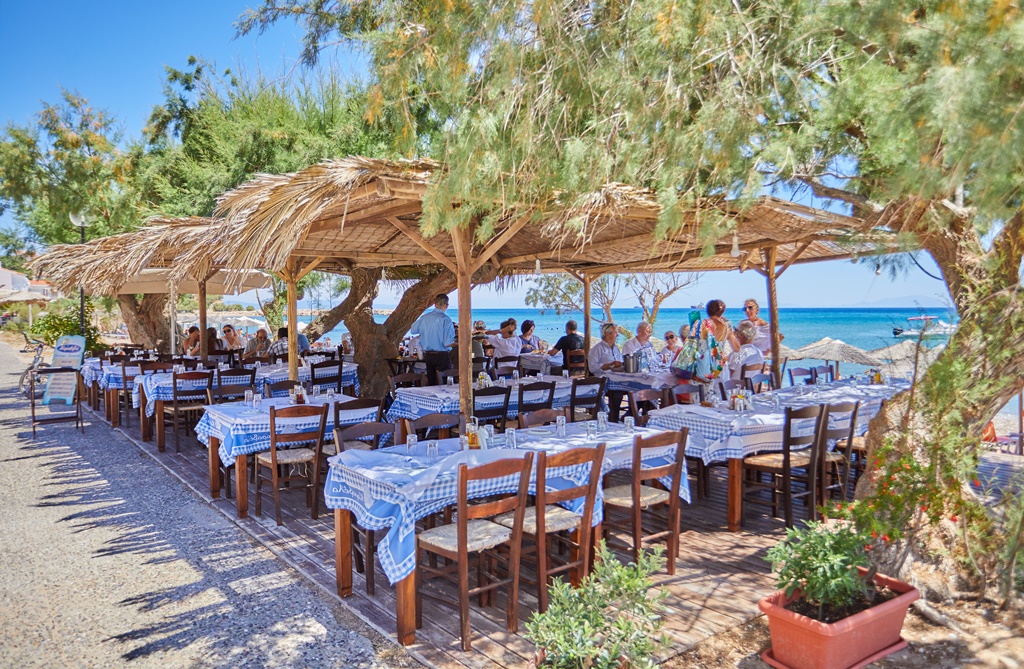 Εστιατόριο Καραβέλα εξωτερικά